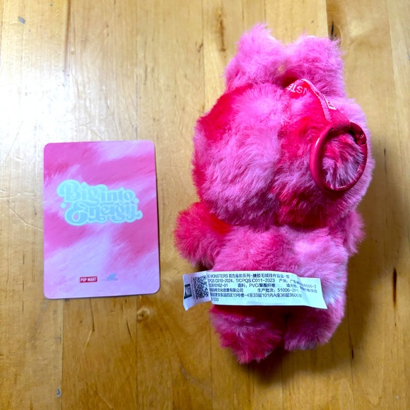 Pop Mart Labubu Big Into Energy Love - Picture 2 of 12